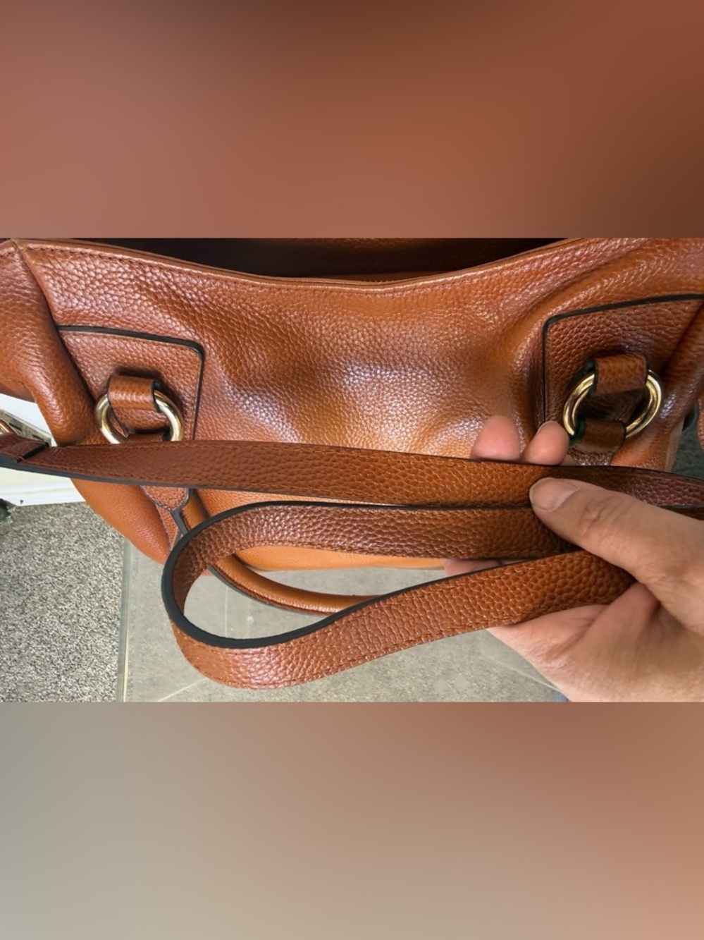 LIKE NEW Vicenzo Leather Caramel Satchel Tote Handbag Purse Crossbody - Picture 3 of 16